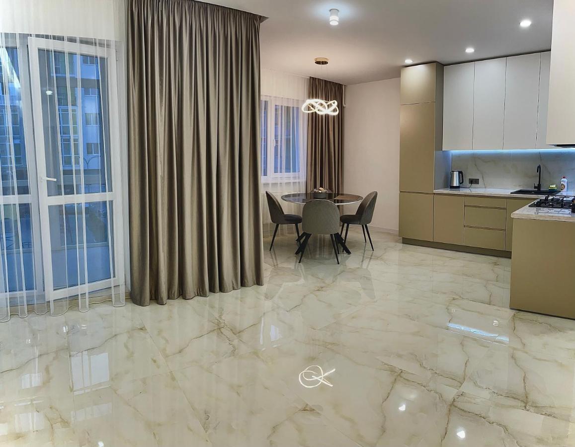 Жк Great Britain Apartment إلفيف المظهر الخارجي الصورة