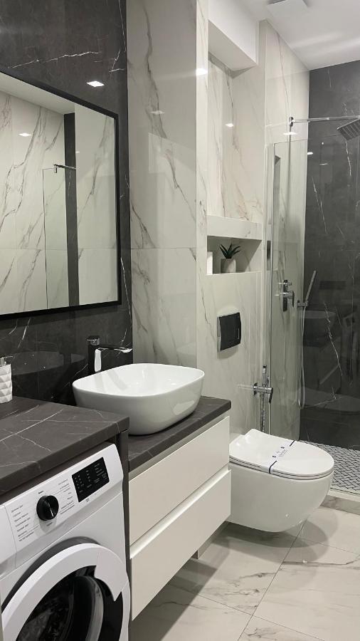 Жк Great Britain Apartment إلفيف المظهر الخارجي الصورة